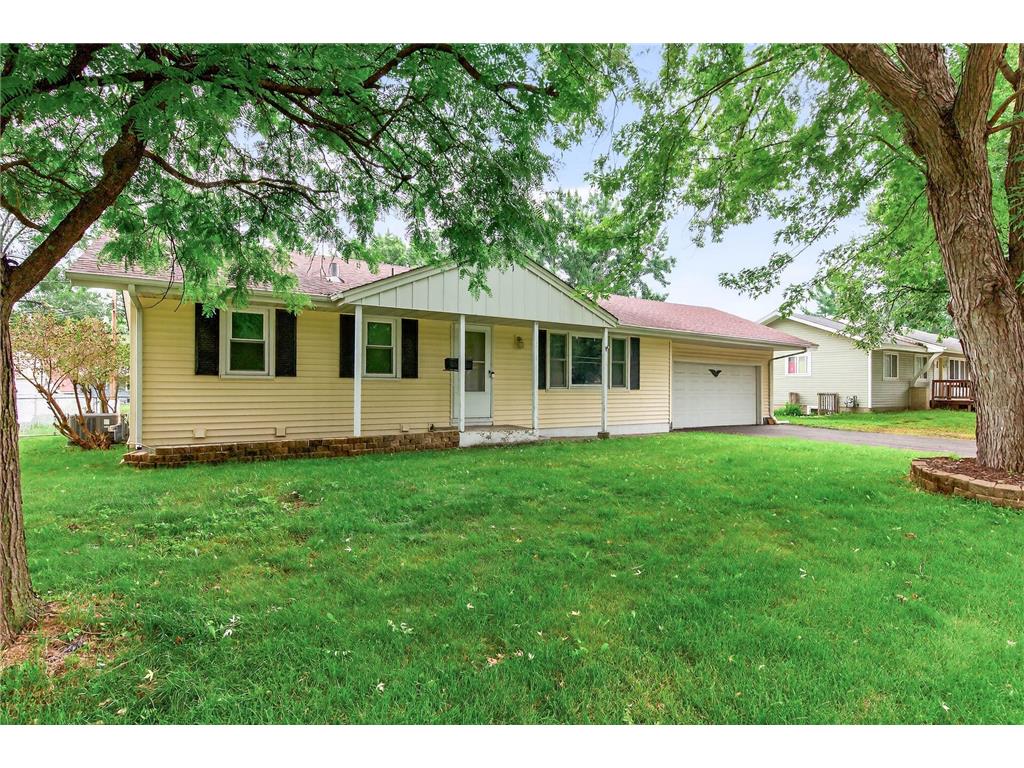 7716 Regent Avenue N Brooklyn Park MN 55443 6770714 image1