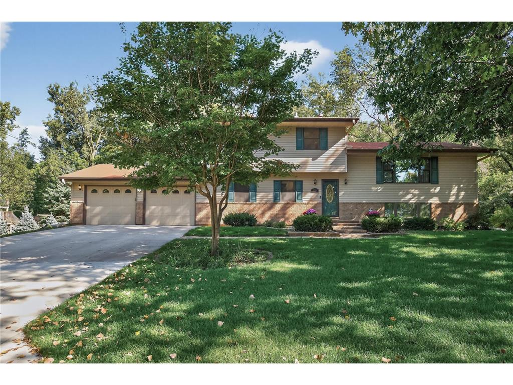 7716 Zealand Avenue N Brooklyn Park MN 55445 - Shingle Creek 6786287 image1