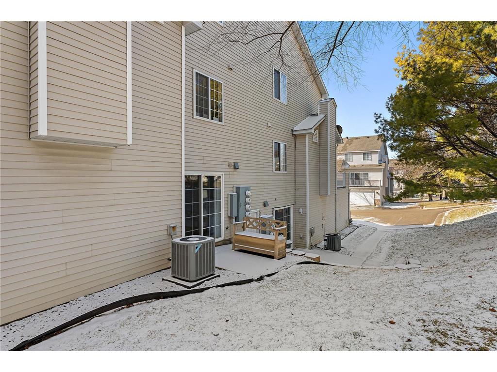 7717 Nicholas Way Chanhassen MN 55317 7034389 image3