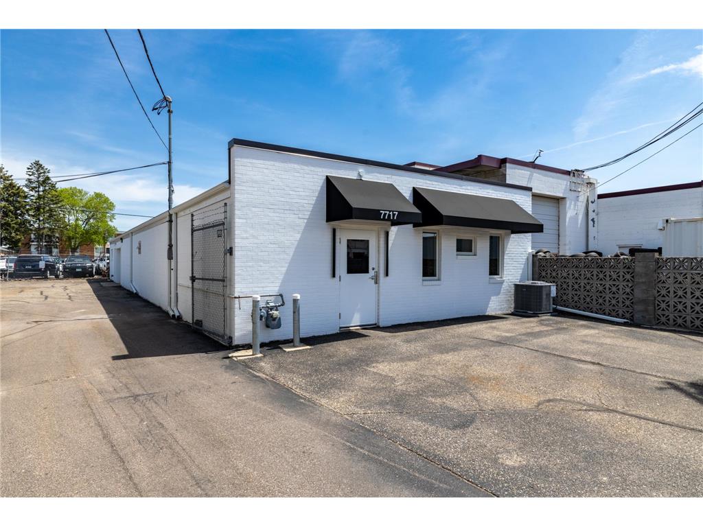 7717 Pillsbury Avenue S Richfield MN 55423 7060141 image2