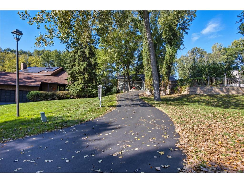 7720 Shaughnessy Road Edina MN 55439 7027960 image36