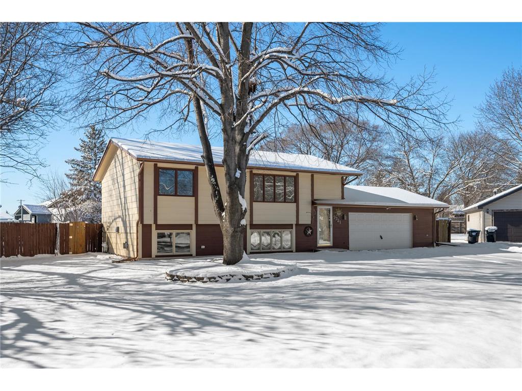 7721 112th Avenue N Champlin MN 55316 6486837 image1