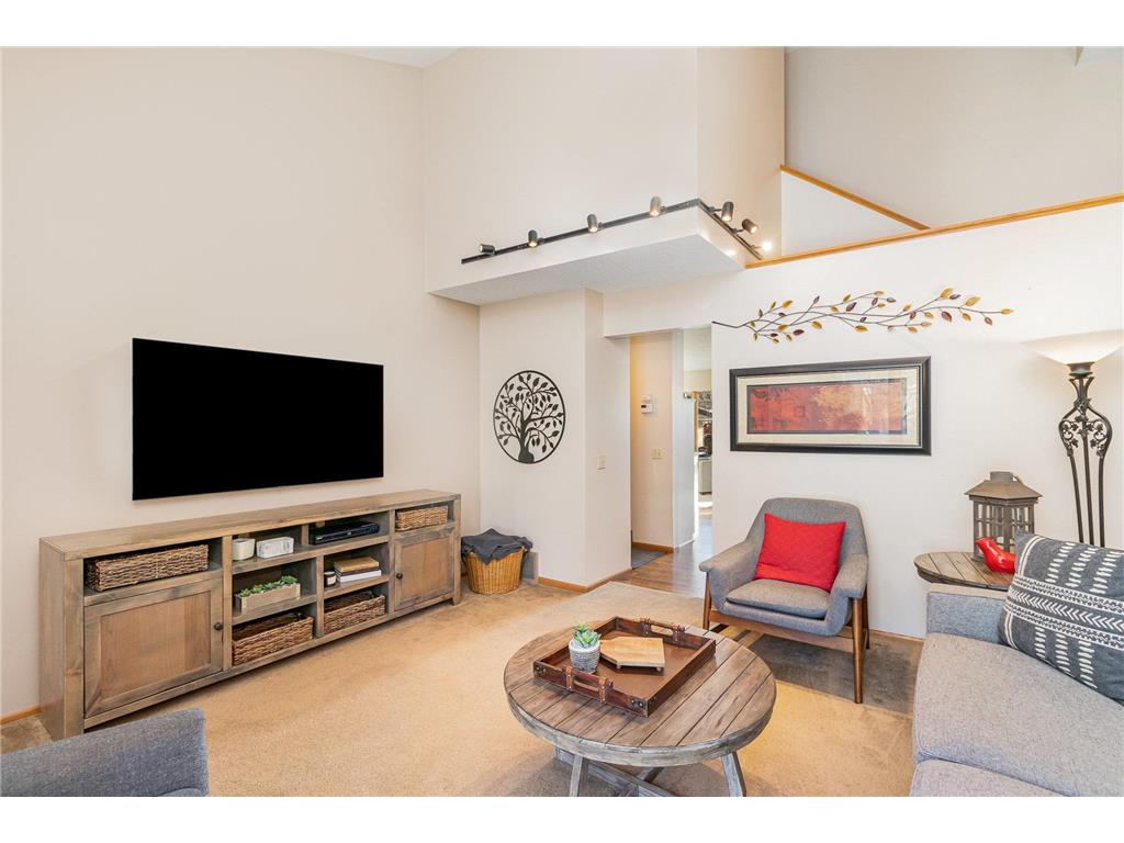 7723 Frontier Trail, Chanhassen, MN, 55317 MLS 6493421 Edina Realty