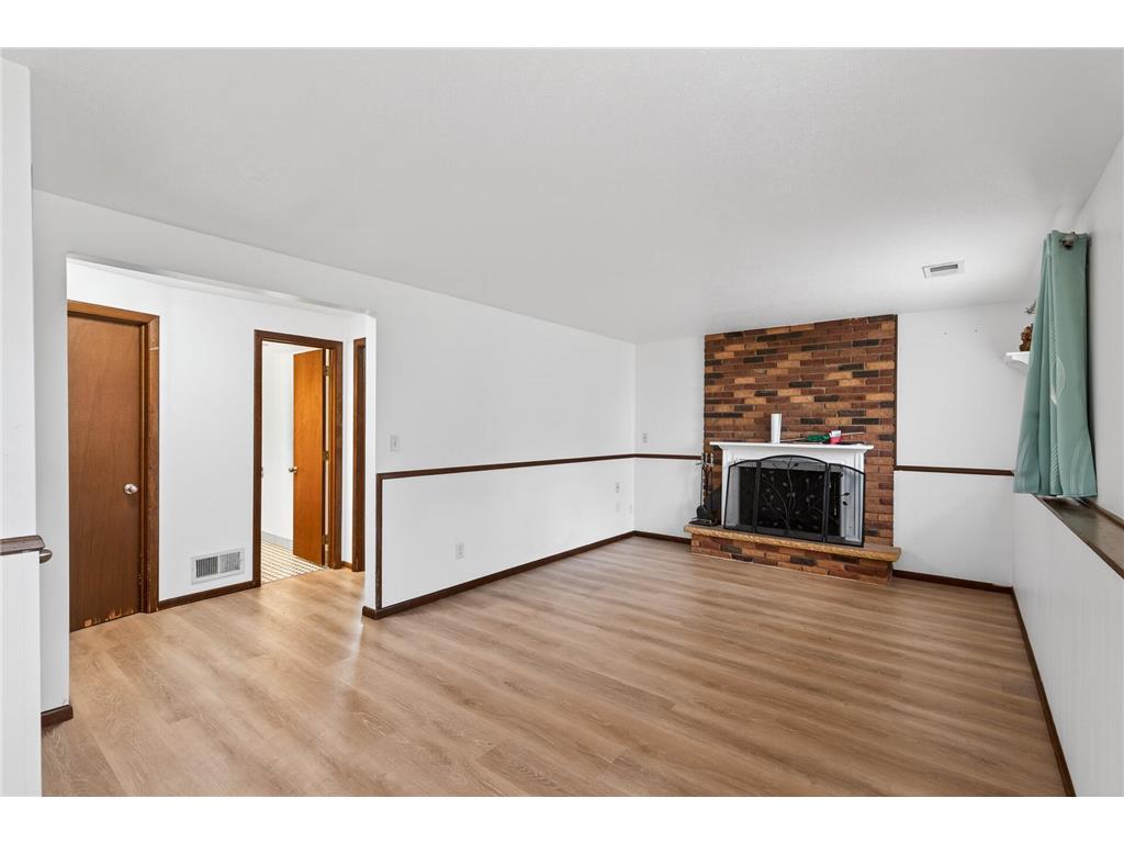 7724 Arlington Avenue N Brooklyn Park MN 55443 7036256 image18