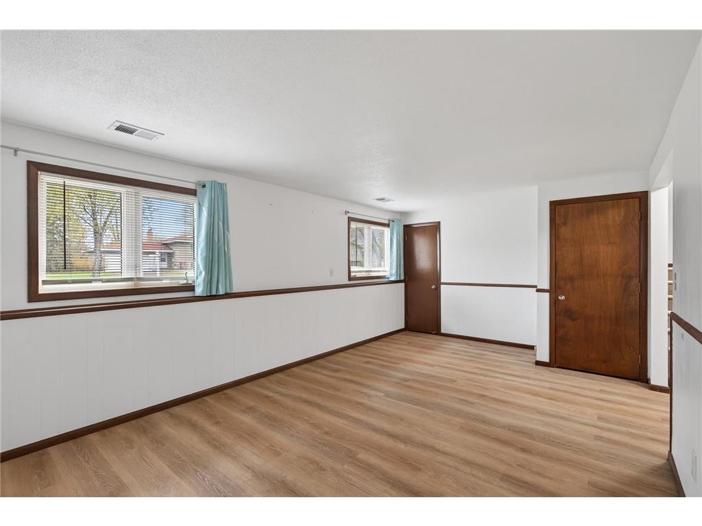 7724 Arlington Avenue N Brooklyn Park MN 55443 7036256 image20