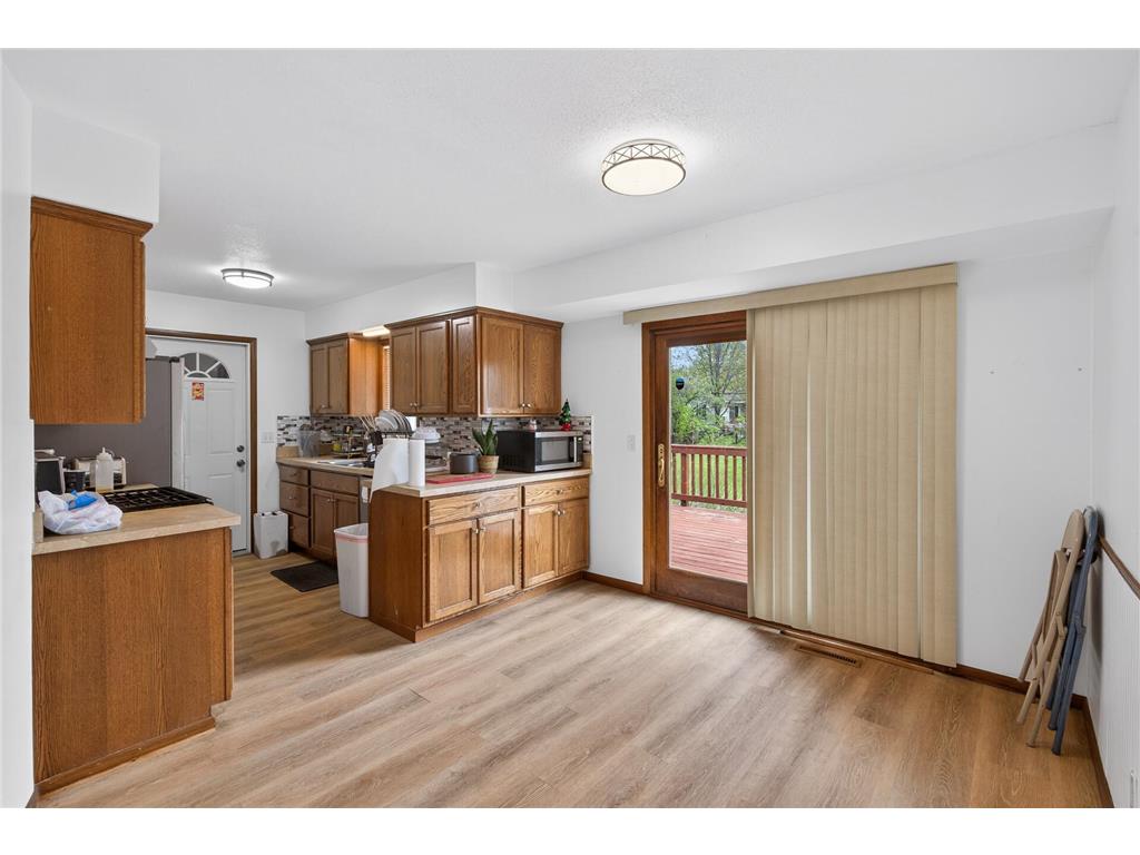 7724 Arlington Avenue N Brooklyn Park MN 55443 7036256 image7