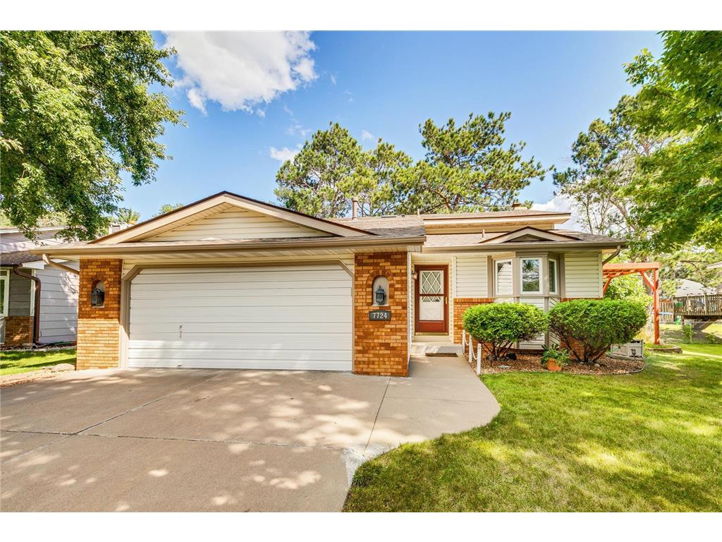 7724 Bryant Avenue N Brooklyn Park MN 55444 6598486 image1