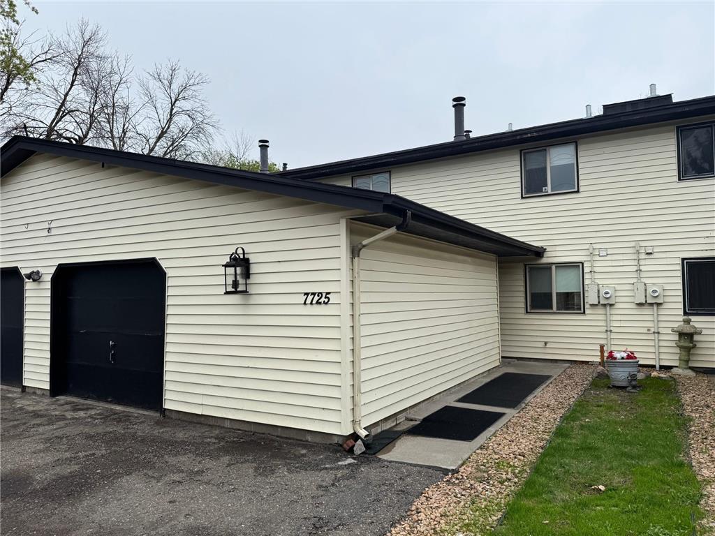 7725 89th Avenue N Brooklyn Park MN 55445 6651641 image1