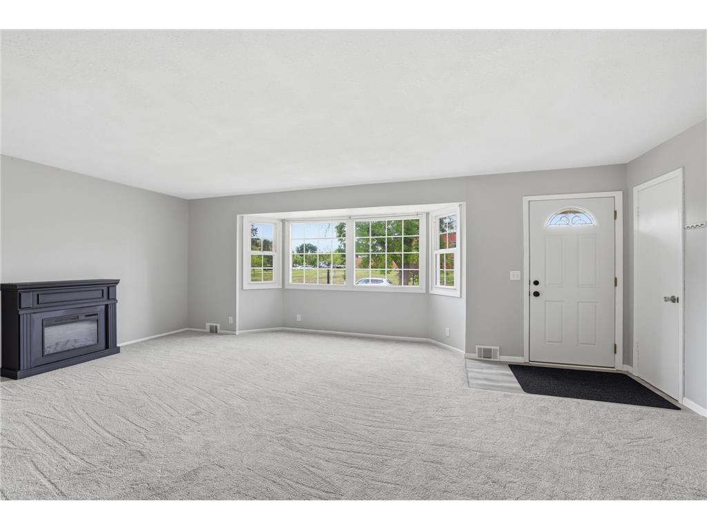 7725 W 22nd Street Saint Louis Park MN 55426 7022776 image1