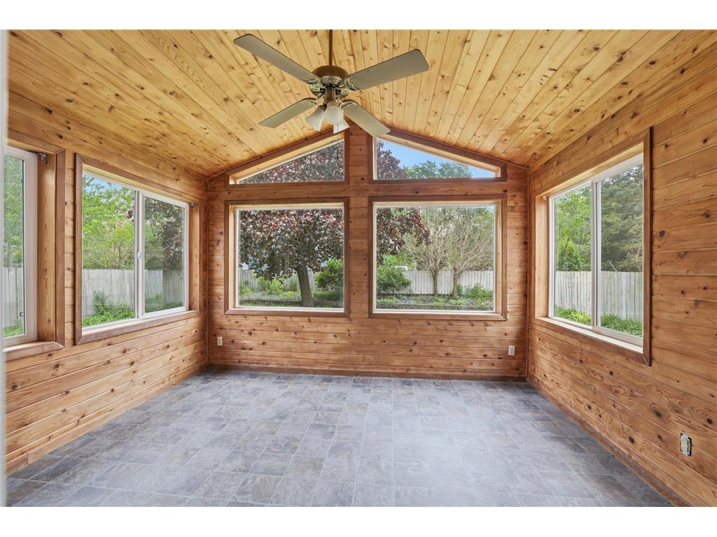7725 W 22nd Street Saint Louis Park MN 55426 7022776 image14