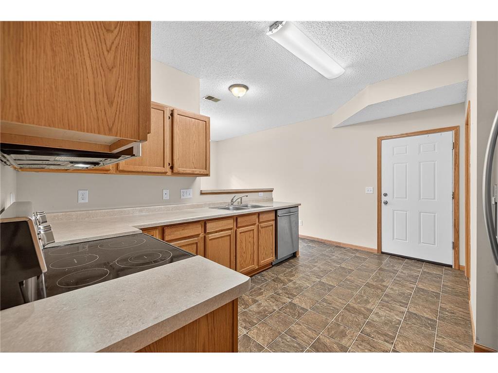 7729 Elm Grove Avenue New Hope MN 55428 7028835 image8