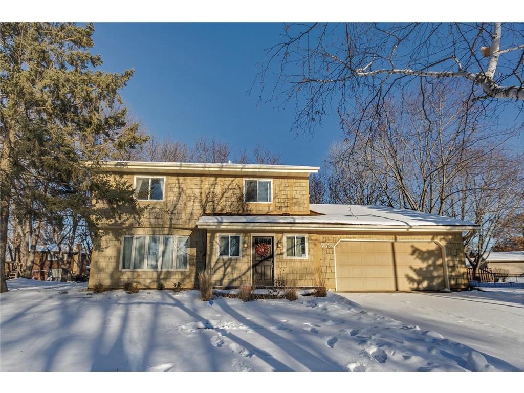 773 Greendale Lane, Vadnais Heights, MN 55127 MLS 6315896 Edina Realty