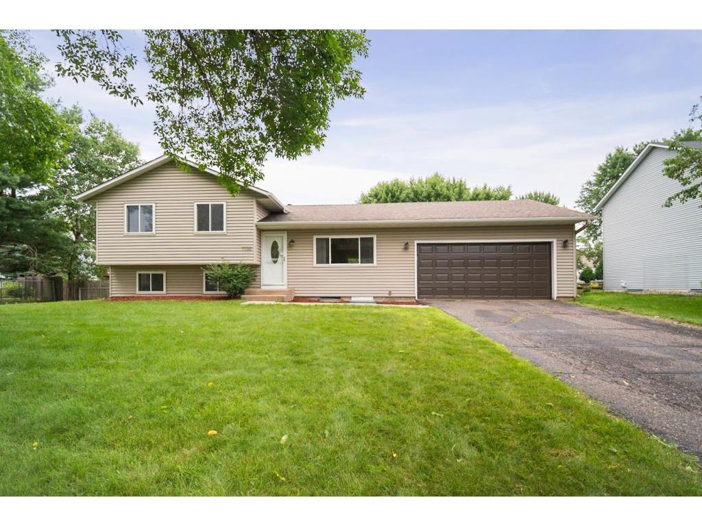 7730 Janero Avenue S Cottage Grove Mn 55016 Edina Realty