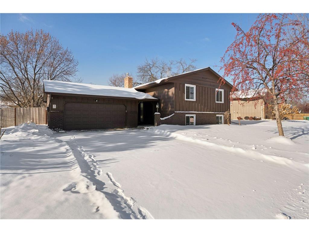 7733 Hampshire Avenue N Brooklyn Park MN 55445 6824379 image1