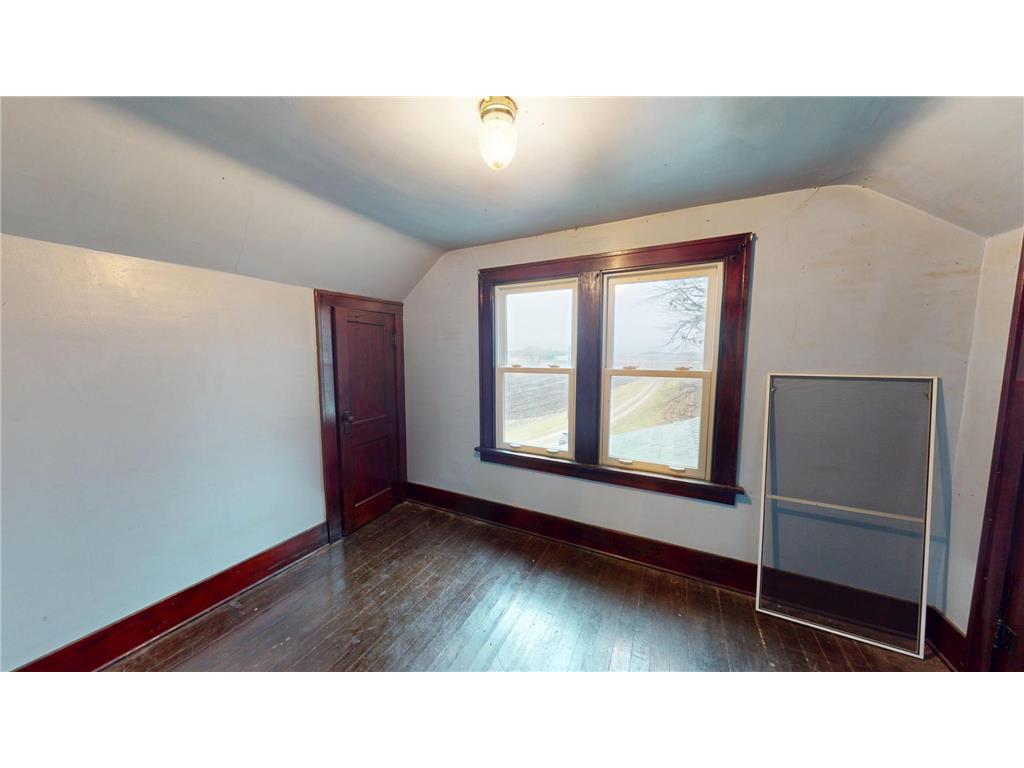 77348 325th Street Ellendale MN 56026 6820321 image26