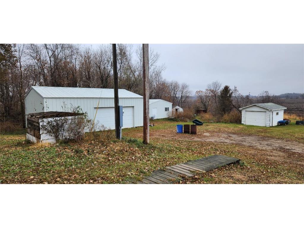 77348 325th Street Ellendale MN 56026 6820321 image45