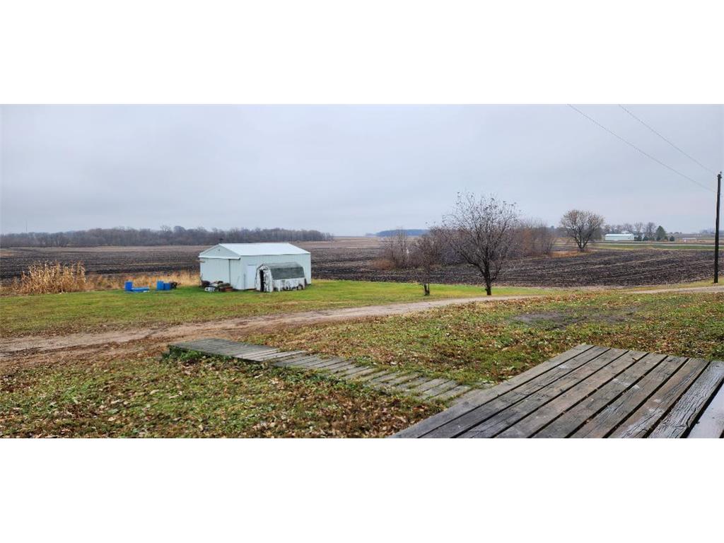 77348 325th Street Ellendale MN 56026 6820321 image46