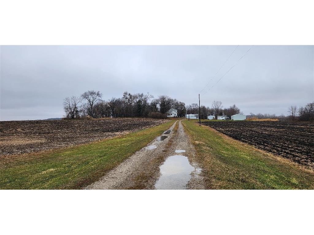 77348 325th Street Ellendale MN 56026 6820321 image48