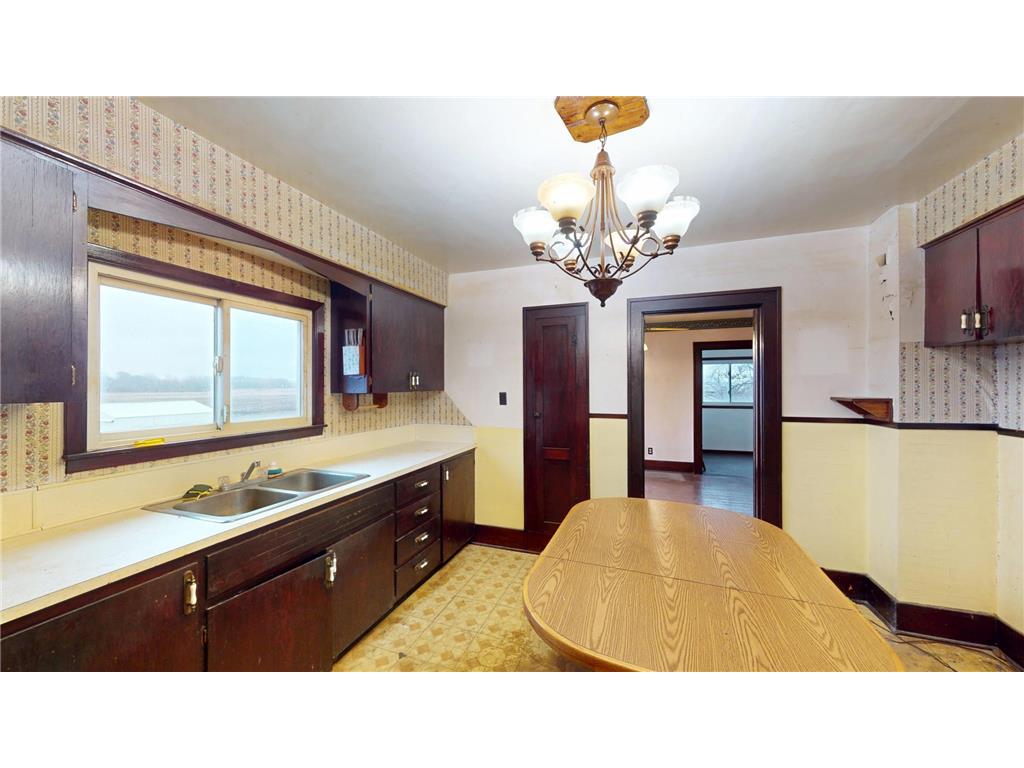 77348 325th Street Ellendale MN 56026 6820321 image6