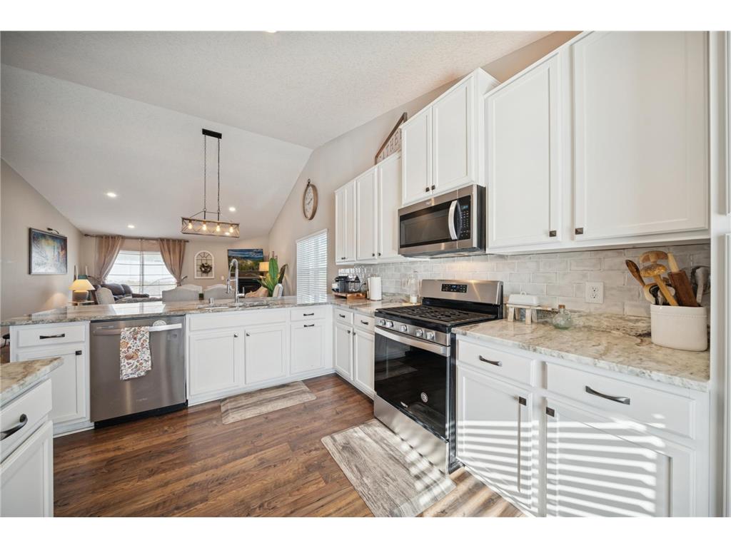 7737 205th Street W Lakeville MN 55044 7015364 image11