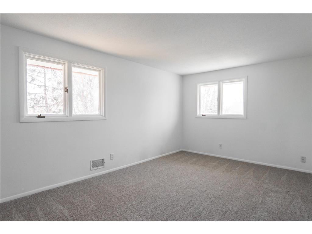 7740 Arlington Avenue N Brooklyn Park MN 55443 7002974 image10