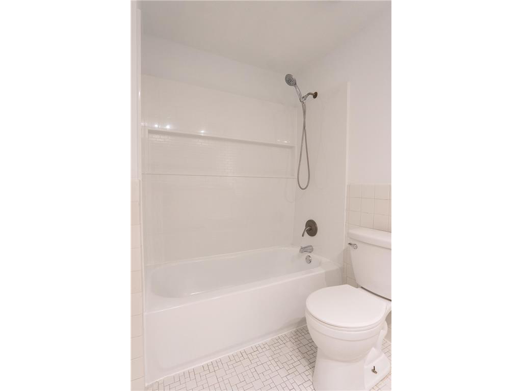 7740 Arlington Avenue N Brooklyn Park MN 55443 7002974 image17