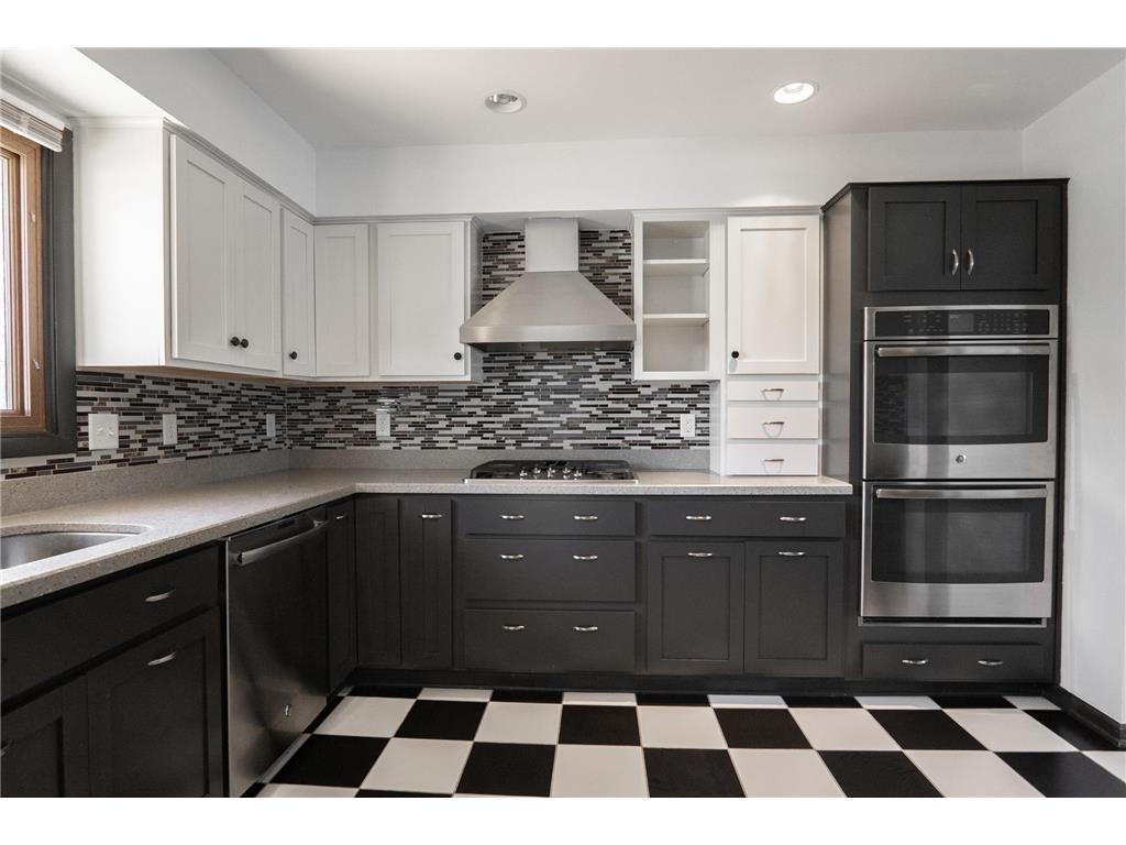 7740 Arlington Avenue N Brooklyn Park MN 55443 7002974 image2