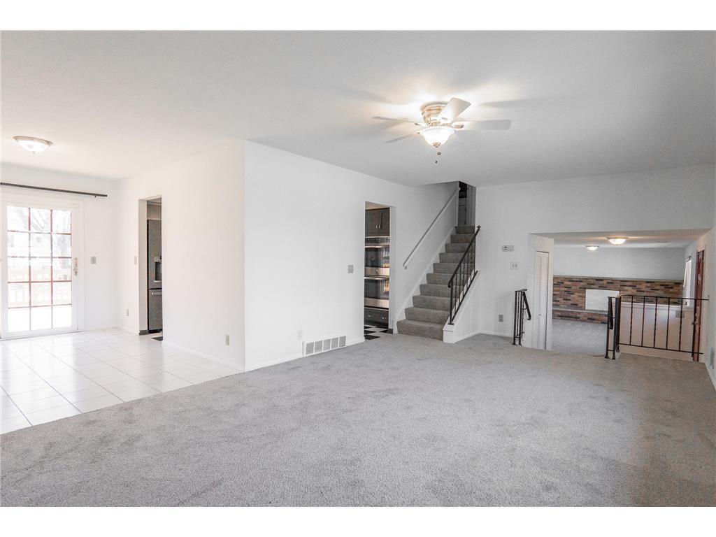 7740 Arlington Avenue N Brooklyn Park MN 55443 7002974 image5