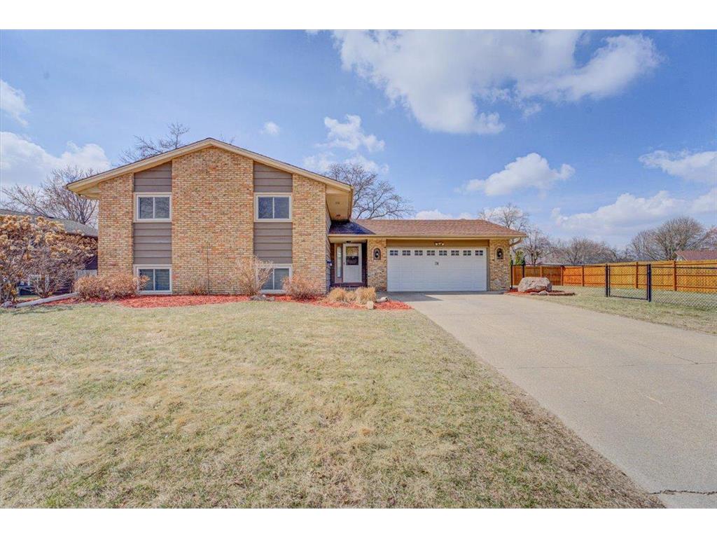 7741 Hampshire Avenue N Brooklyn Park MN 55445 6704942 image1