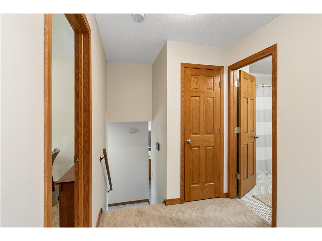 7743 Countryside Drive Bloomington MN 55438 7098912 image14