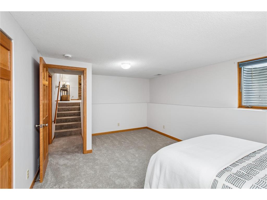 7743 Countryside Drive Bloomington MN 55438 7098912 image22