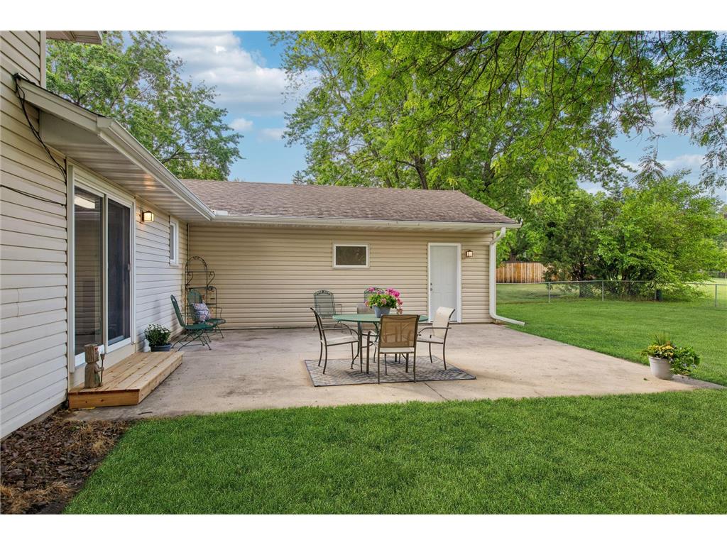7743 Countryside Drive Bloomington MN 55438 7098912 image27