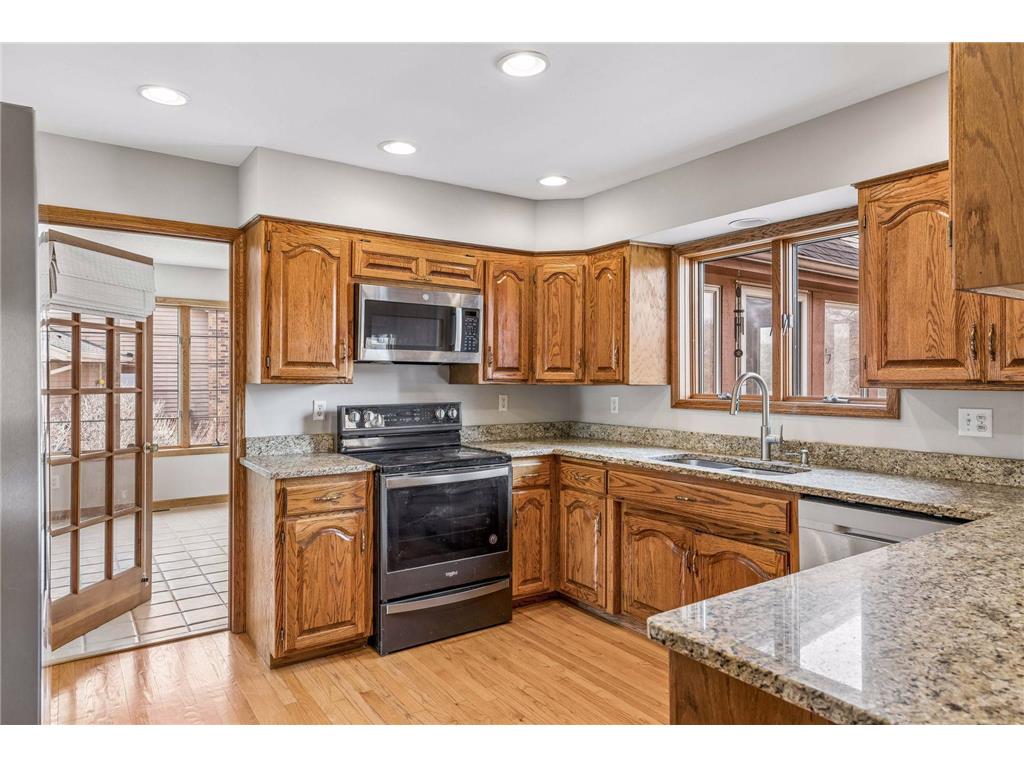 7748 W 99th Street Bloomington MN 55438 7050086 image16