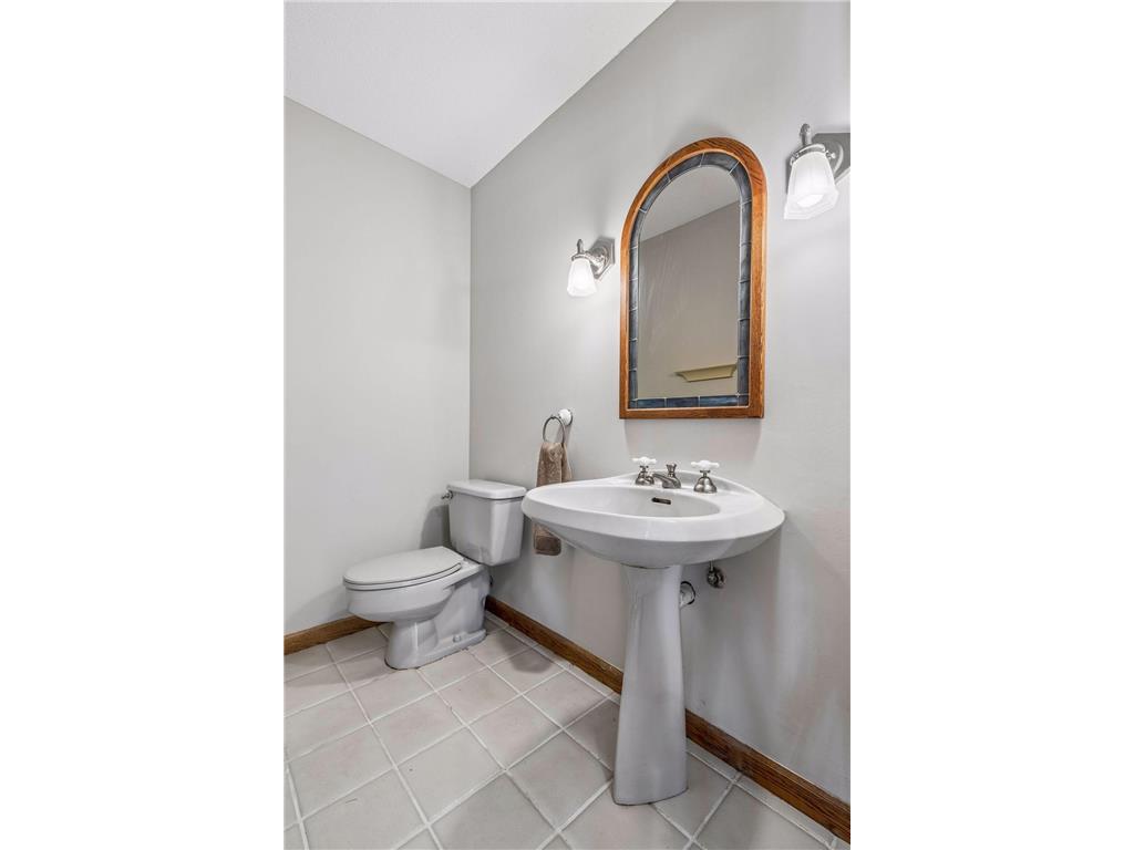 7748 W 99th Street Bloomington MN 55438 7050086 image27