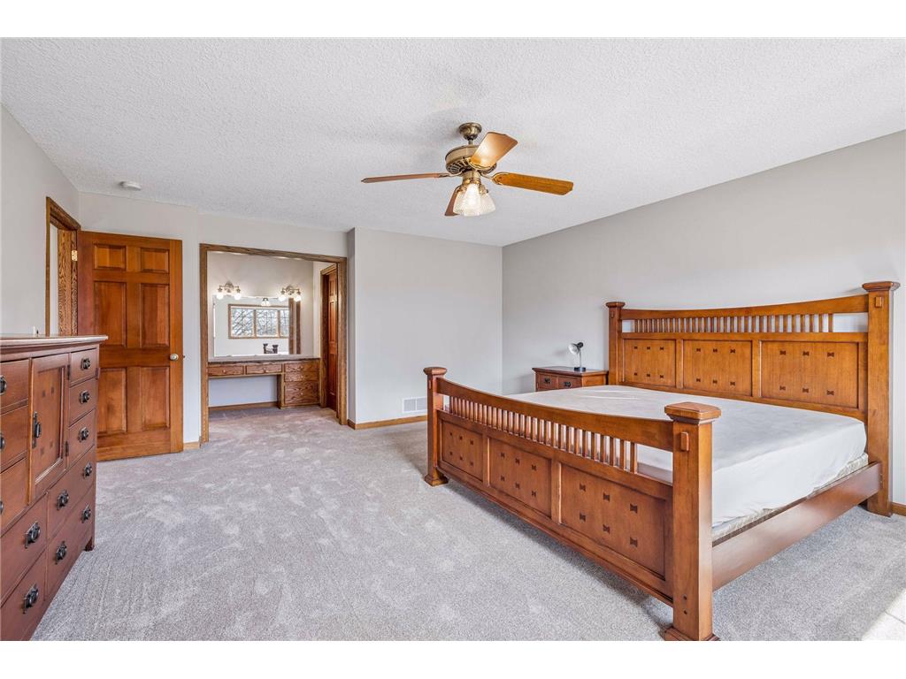 7748 W 99th Street Bloomington MN 55438 7050086 image31