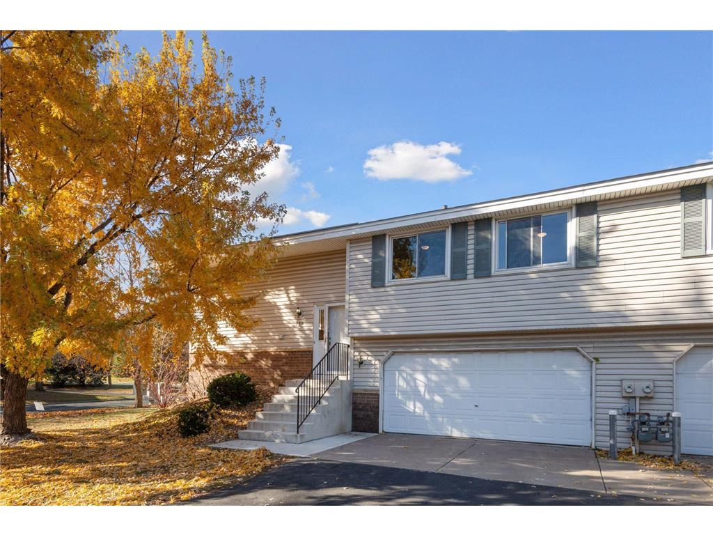 775 Evergreen Court Burnsville MN 55337 6816858 image1