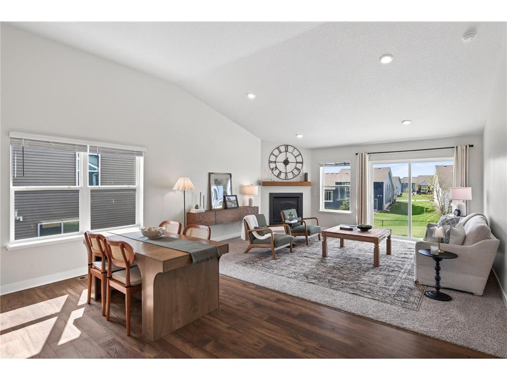 7752 206th Street W Lakeville MN 55044 7064843 image1