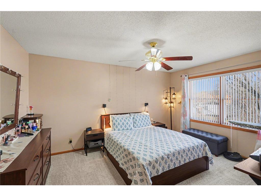 7754 18th Street N Oakdale MN 55128 7041472 image14