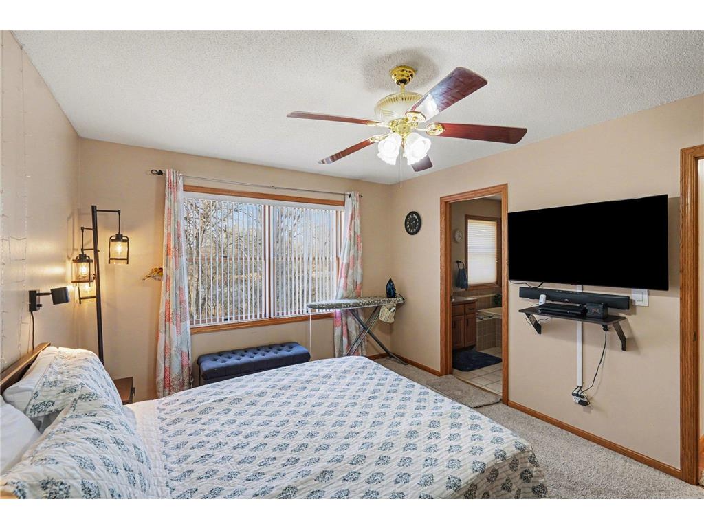 7754 18th Street N Oakdale MN 55128 7041472 image15