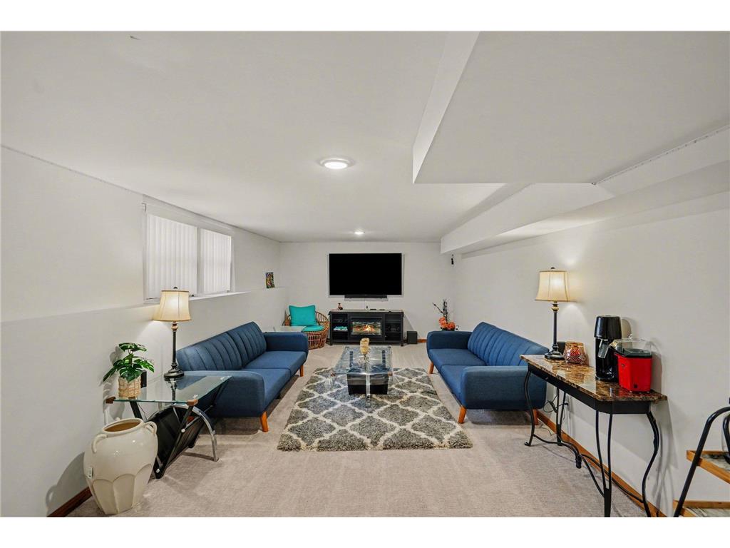 7754 18th Street N Oakdale MN 55128 7041472 image23