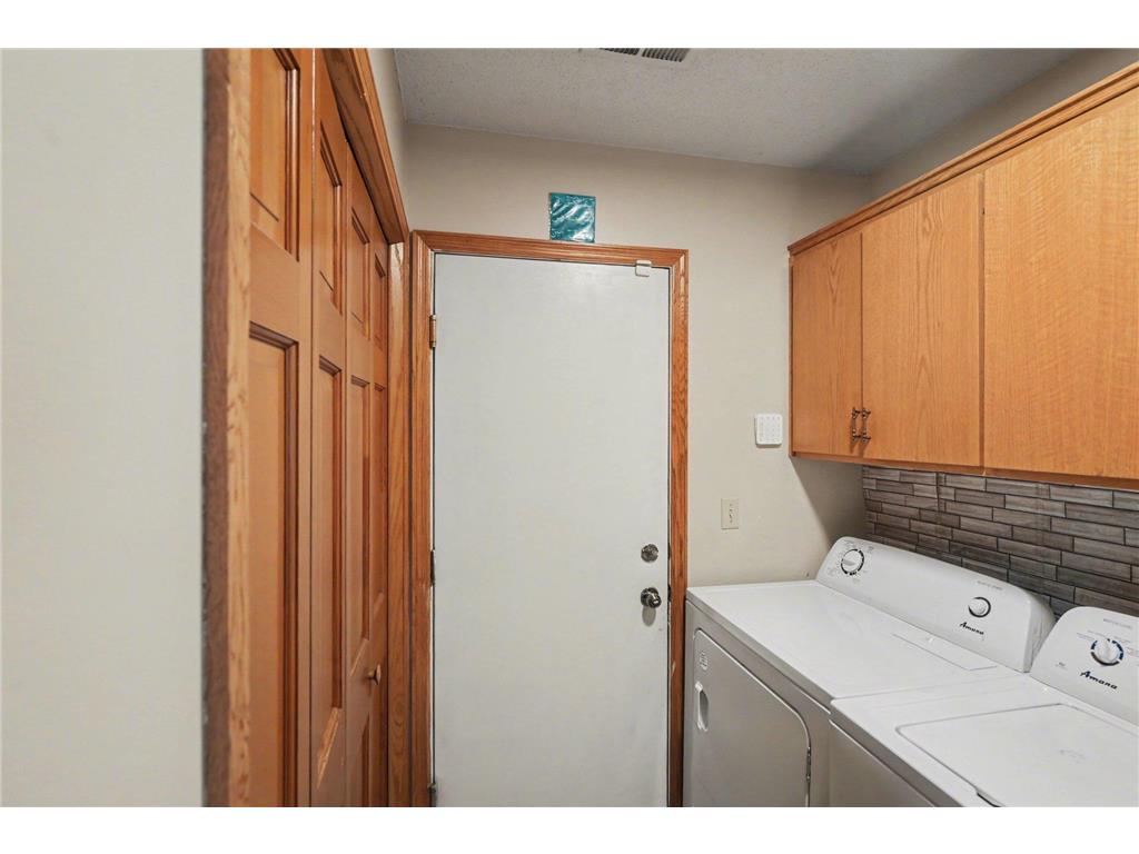 7754 18th Street N Oakdale MN 55128 7041472 image25