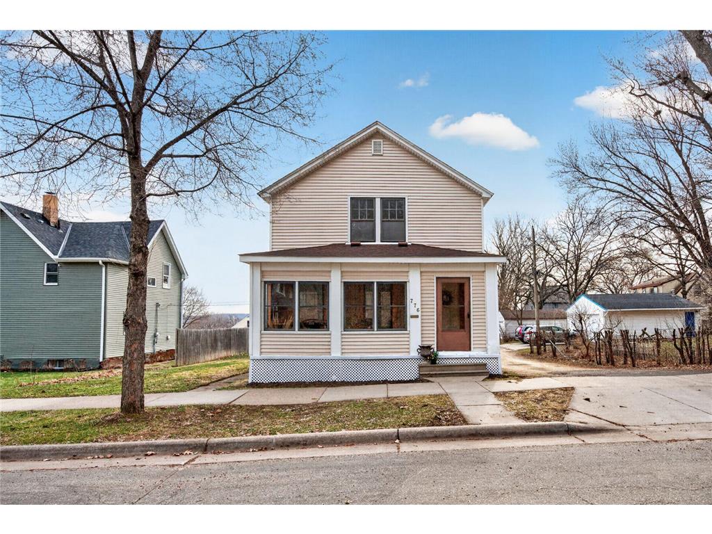 776 Andrew Street Saint Paul MN 55107 7051050 image1