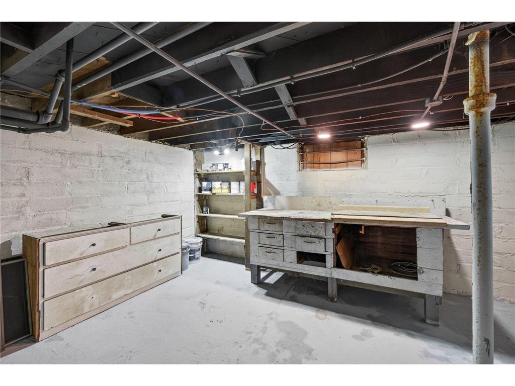 776 Andrew Street Saint Paul MN 55107 7051050 image26