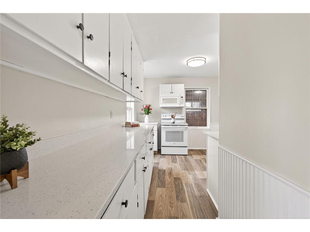 776 Andrew Street Saint Paul MN 55107 7051050 image8