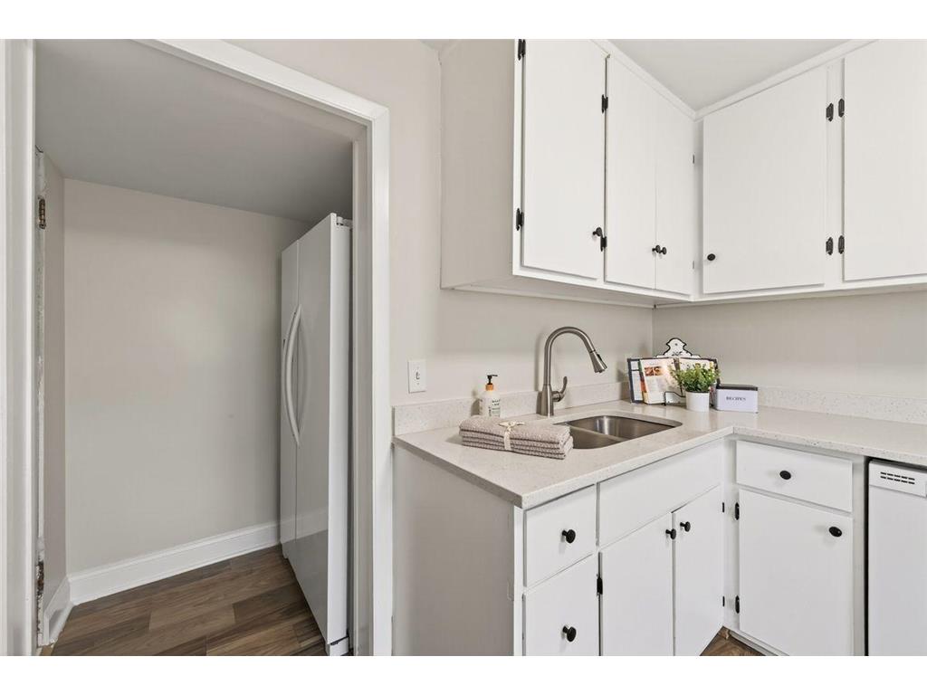 776 Andrew Street Saint Paul MN 55107 7094285 image11