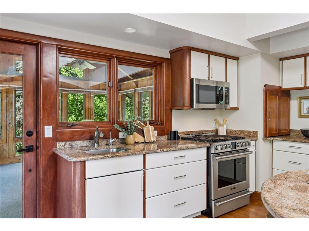 776 Golden Meadow Road Eagan MN 55123 - Schwanz Lake 7057369 image12