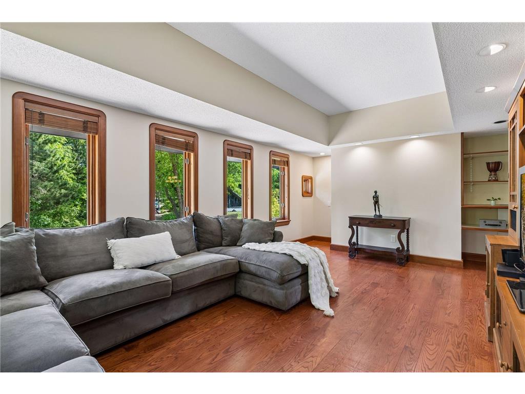 776 Golden Meadow Road Eagan MN 55123 - Schwanz Lake 7057369 image22
