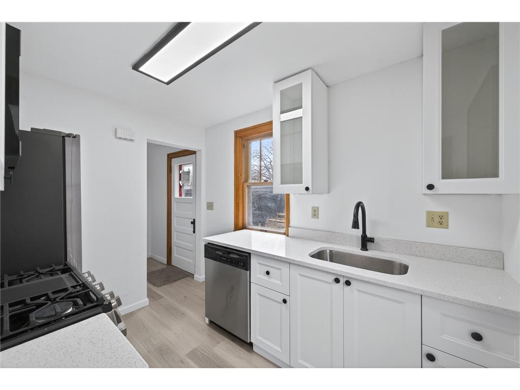 776 Wheeler Street N Saint Paul MN 55104 7045839 image17