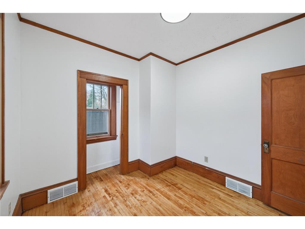 776 Wheeler Street N Saint Paul MN 55104 7045839 image24