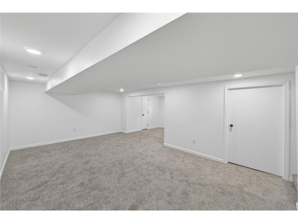 776 Wheeler Street N Saint Paul MN 55104 7045839 image46